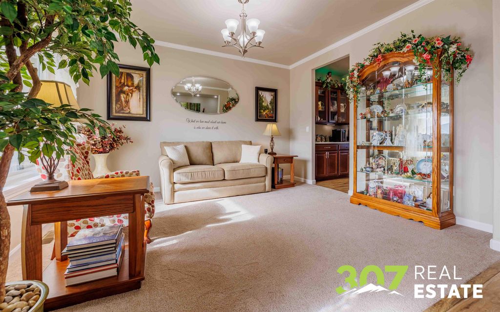 3331 Owens Ave, Cody, WY 82414 photo 3