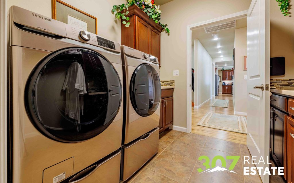 3331 Owens Ave, Cody, WY 82414 photo 29