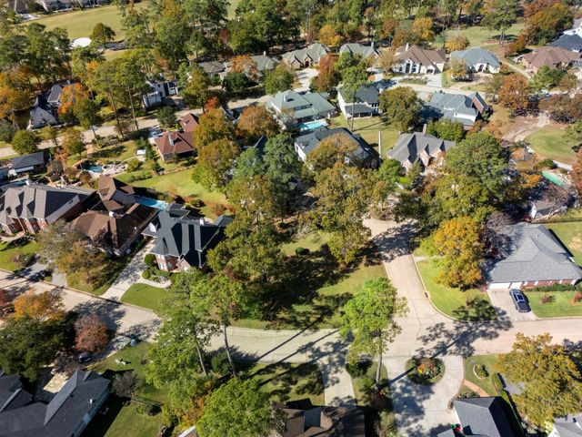 227 Wedgewood Drive, Montgomery, TX 77356