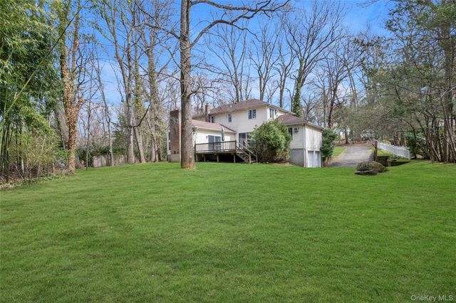 1 Peters Lane, Manhasset, NY 11030