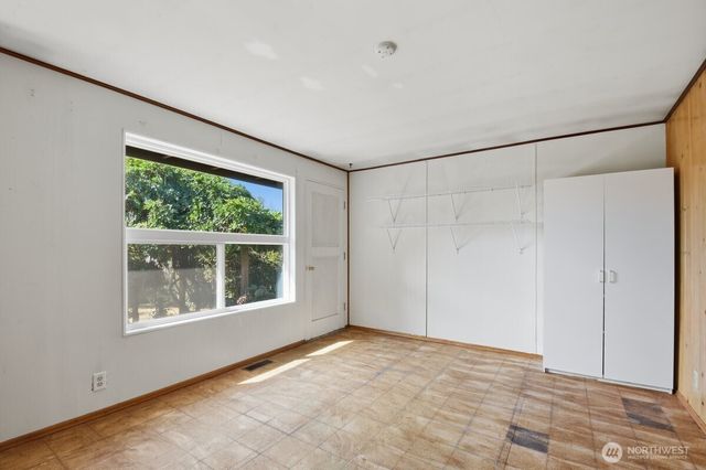 3815 S 179th Street, Seatac, WA 98188