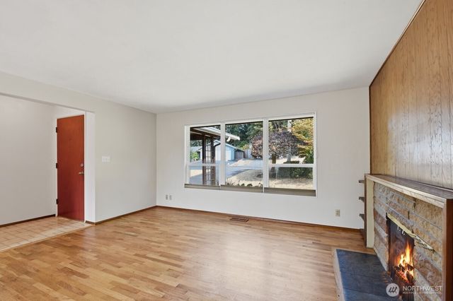 3815 S 179th Street, Seatac, WA 98188