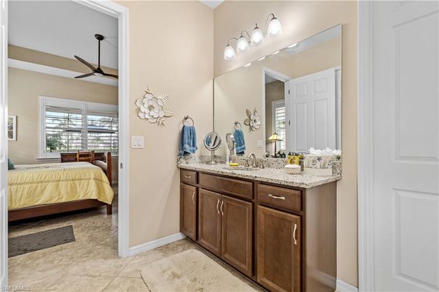 2875 Sunset Pointe CIR E, Cape Coral, FL 33914