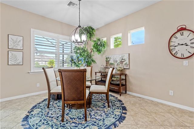 2875 Sunset Pointe CIR E, Cape Coral, FL 33914