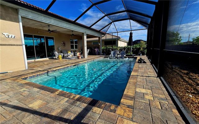 2875 Sunset Pointe CIR E, Cape Coral, FL 33914