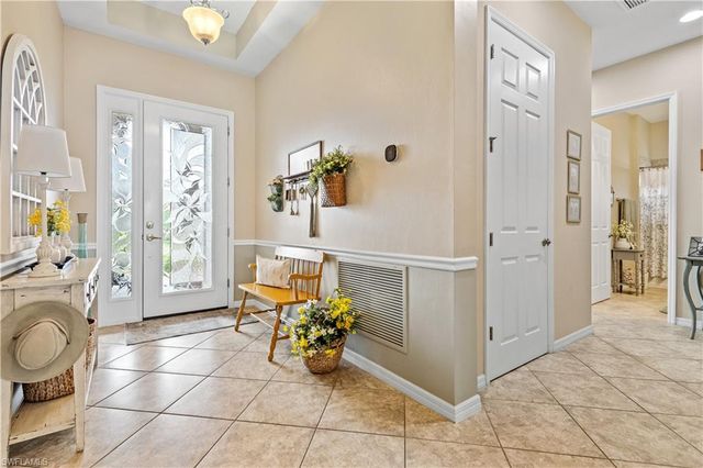 2875 Sunset Pointe CIR E, Cape Coral, FL 33914