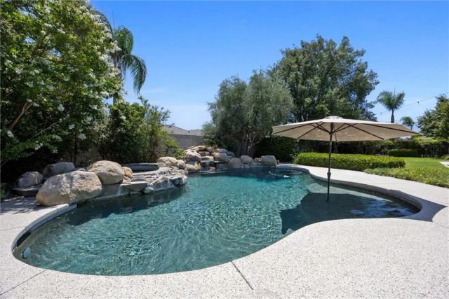 14005 Austin Creek Avenue, Bakersfield, CA 93314