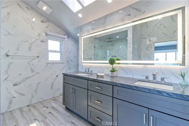 5851 Walnut Creek, Yorba Linda, CA 92886