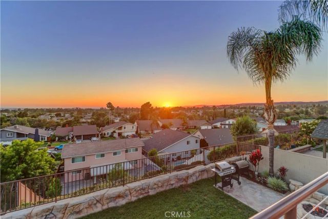 5851 Walnut Creek, Yorba Linda, CA 92886