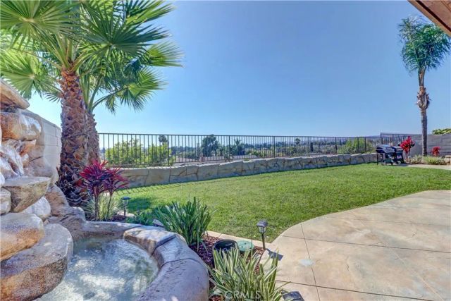 5851 Walnut Creek, Yorba Linda, CA 92886