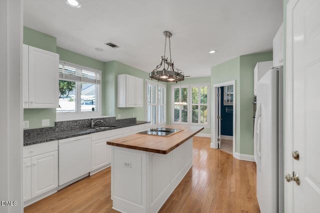 19 Caldwell, Pittsboro, NC 27312