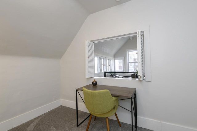 2911 N Newhall STREET, Milwaukee, WI 53211