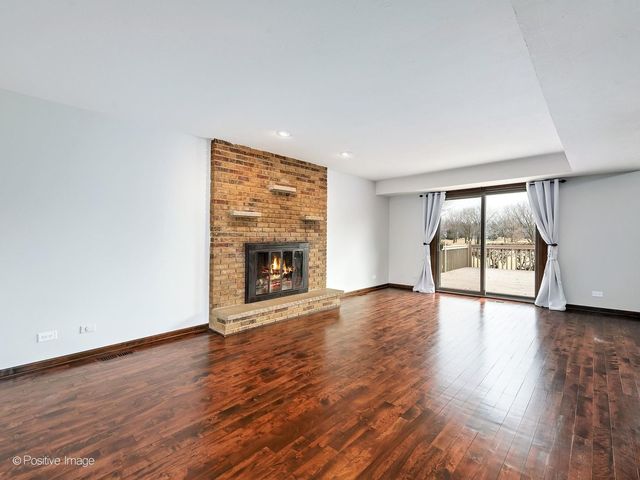 887 Braintree Lane, Bartlett, IL 60103