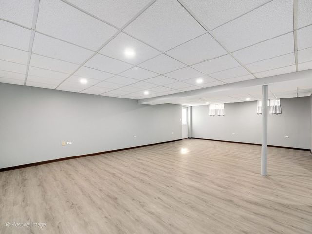 887 Braintree Lane, Bartlett, IL 60103