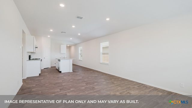 219 LANGSTON Drive, Maxwell, TX 78656