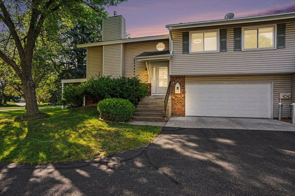 719 Evergreen Court, Burnsville, MN 55337 — exterior