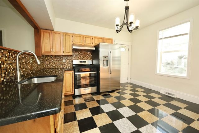 488 Pleasant 1, Malden, MA 02148