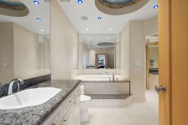 100 S Birch Rd 2702, Fort Lauderdale, FL 33316