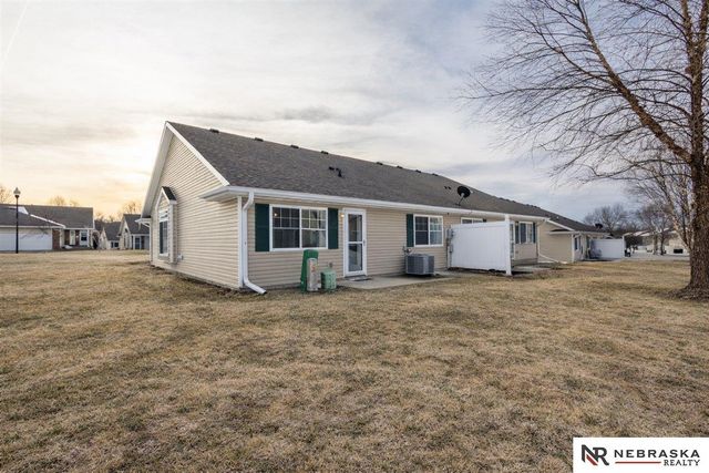 1830 N 175th Court, Omaha, NE 68118