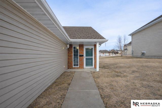 1830 N 175th Court, Omaha, NE 68118