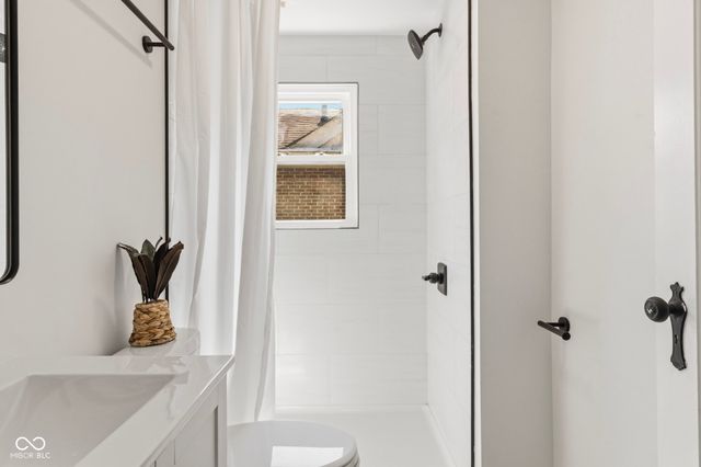 3653 Winthrop Avenue, Indianapolis, IN 46205