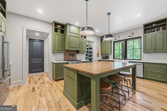 141 Pearl Moon Drive, Eatonton, GA 31024