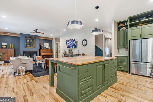 141 Pearl Moon Drive, Eatonton, GA 31024