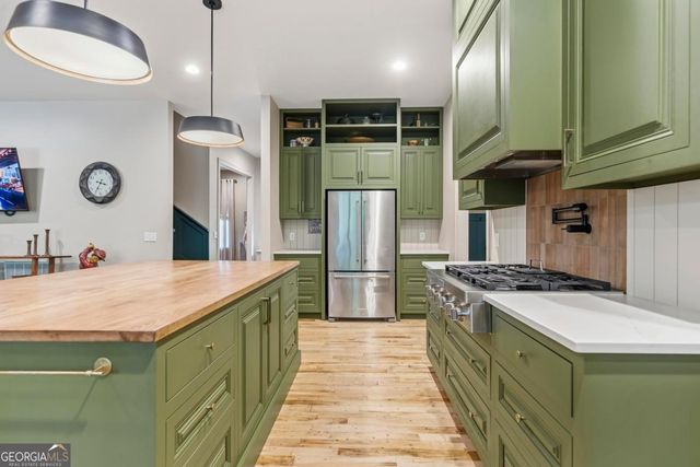 141 Pearl Moon Drive, Eatonton, GA 31024