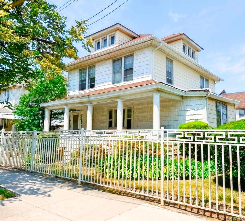 248-17 Francis Lewis Boulevard, Rosedale, NY 11422 — photo 2