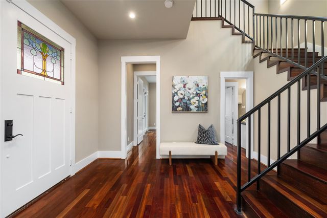 916 Nicholson Street, Houston, TX 77008