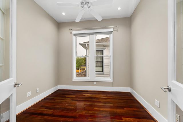 916 Nicholson Street, Houston, TX 77008