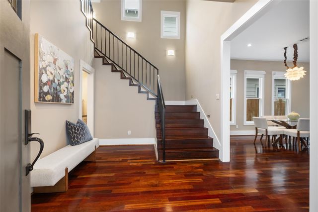 916 Nicholson Street, Houston, TX 77008