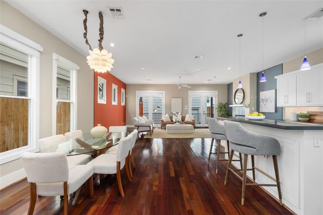 916 Nicholson Street, Houston, TX 77008