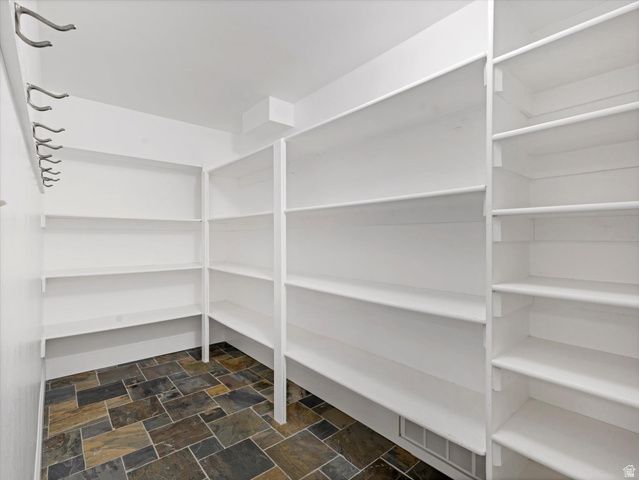 1235 E 120 N, Pleasant Grove, UT 84062