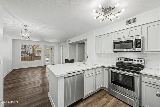 2333 E SOUTHERN Avenue 1043, Tempe, AZ 85282