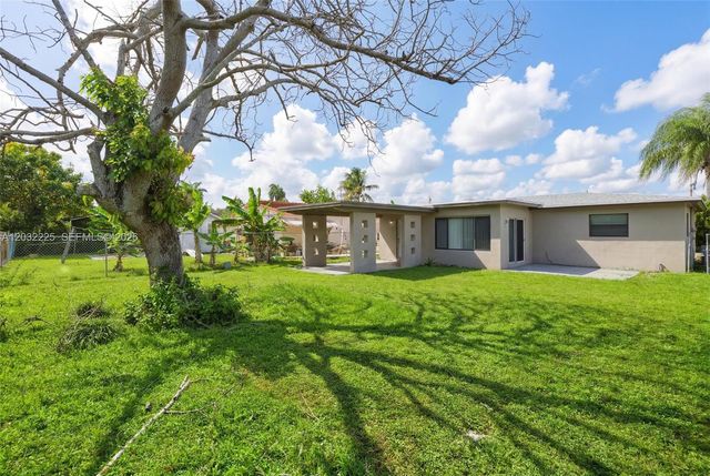1432 NE 181st St, North Miami Beach, FL 33162