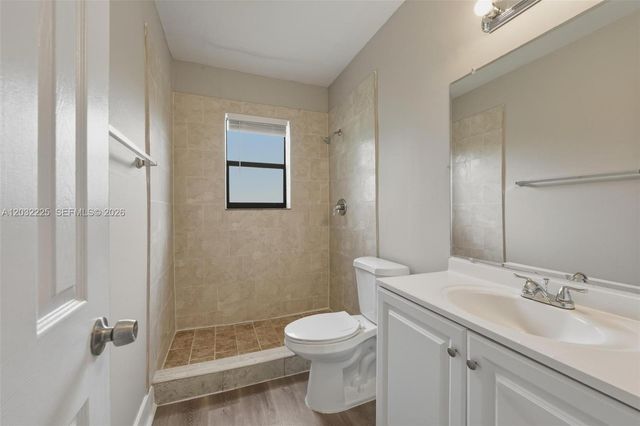 1432 NE 181st St, North Miami Beach, FL 33162