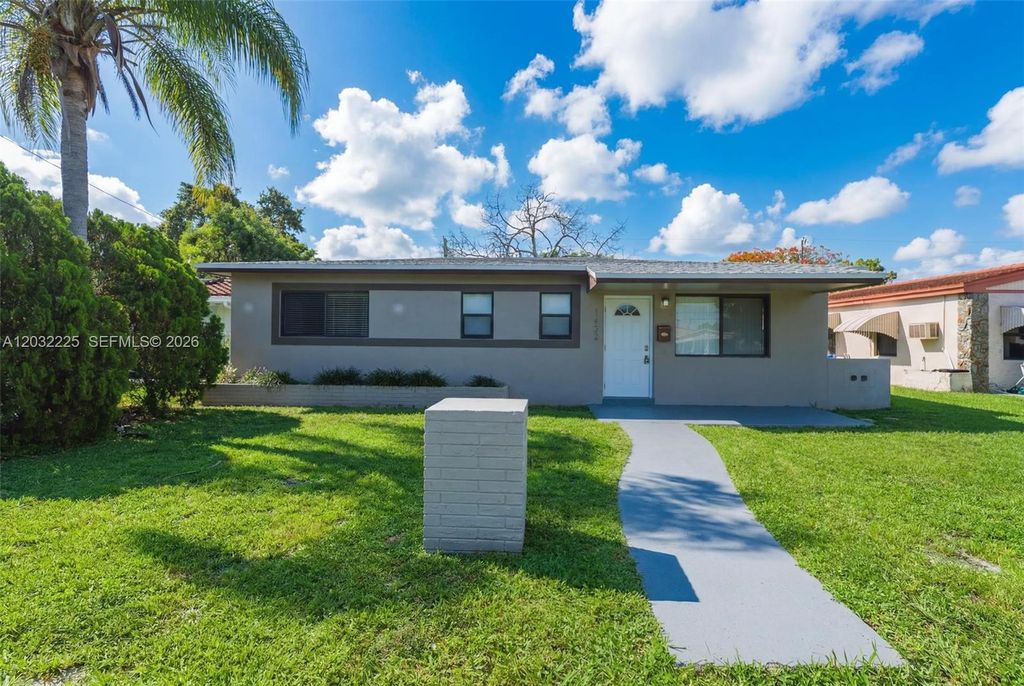1432 NE 181st St, North Miami Beach, FL 33162