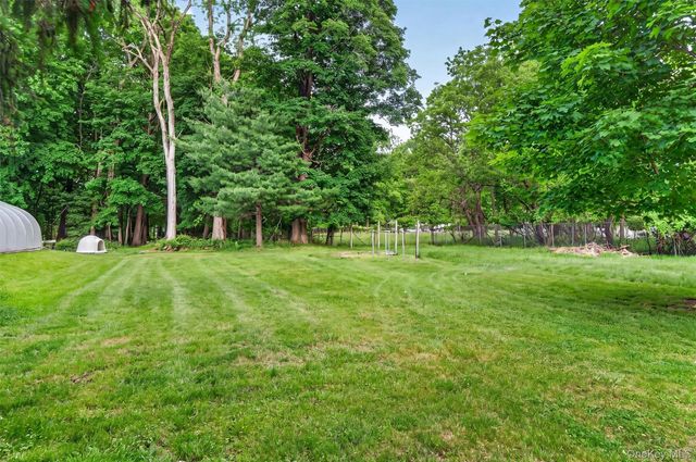 21 Dolson Avenue, Middletown, NY 10940