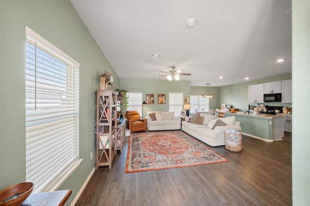 819 Faison Court, Montgomery, TX 77316