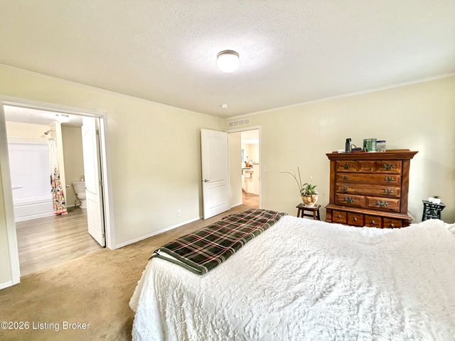 281 Buckman Hollow Rd, Shepherdsville, KY 40165