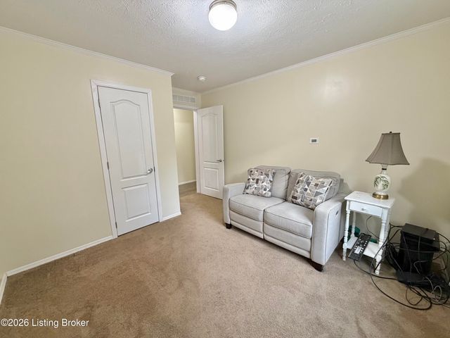 281 Buckman Hollow Rd, Shepherdsville, KY 40165