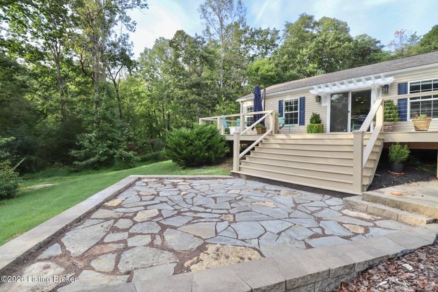 281 Buckman Hollow Rd, Shepherdsville, KY 40165