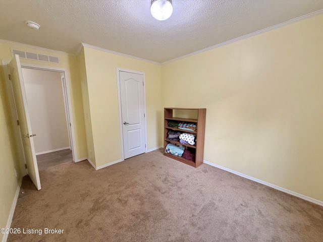 281 Buckman Hollow Rd, Shepherdsville, KY 40165
