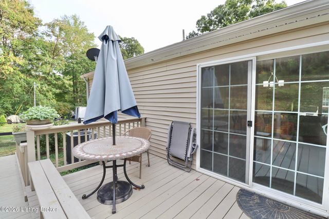 281 Buckman Hollow Rd, Shepherdsville, KY 40165