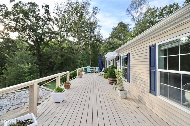 281 Buckman Hollow Rd, Shepherdsville, KY 40165