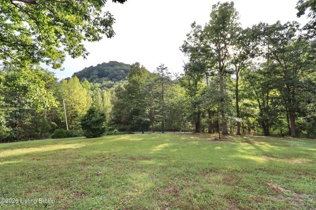 281 Buckman Hollow Rd, Shepherdsville, KY 40165