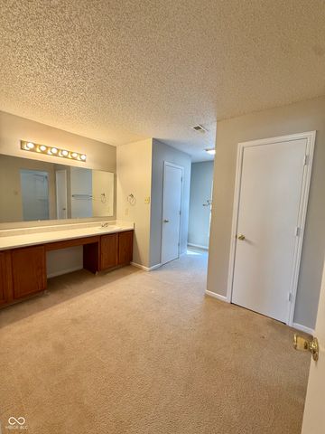10605 Carrie Lane, Indianapolis, IN 46231