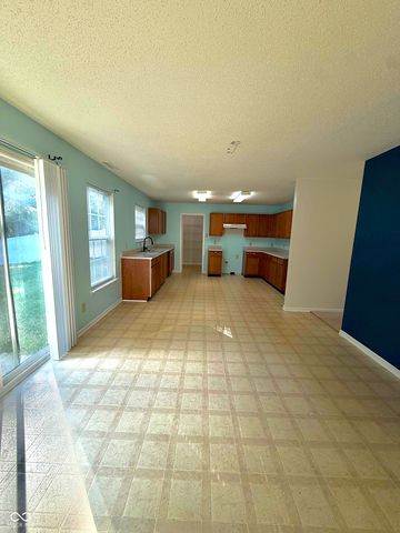 10605 Carrie Lane, Indianapolis, IN 46231