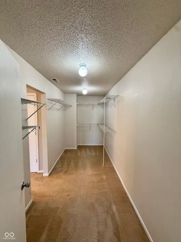 10605 Carrie Lane, Indianapolis, IN 46231